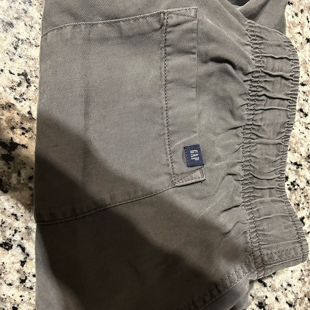 Grey Gap pullon elastic pants so comfy